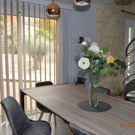 10 Min From Futuroscope, Contemporary Villa! فيلة Saint-Cyr (Vienne)