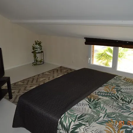 Vila 10 Min From Futuroscope, Contemporary Villa!