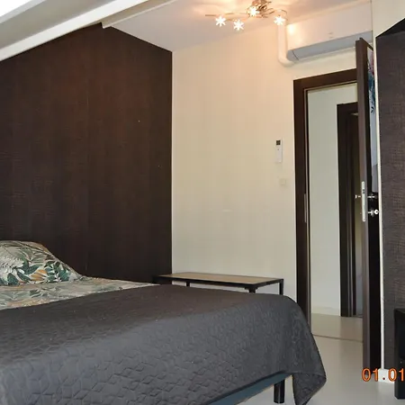 10 Min From Futuroscope, Contemporary Villa! فيلة