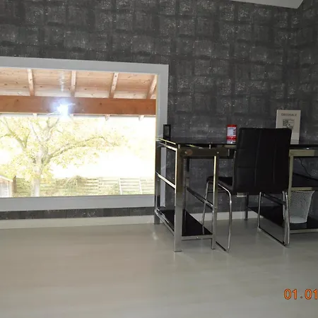 Vila 10 Min From Futuroscope, Contemporary Villa! *
