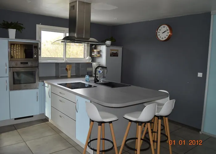 10 Min From Futuroscope, Contemporary Villa! Saint-Cyr (Vienne)