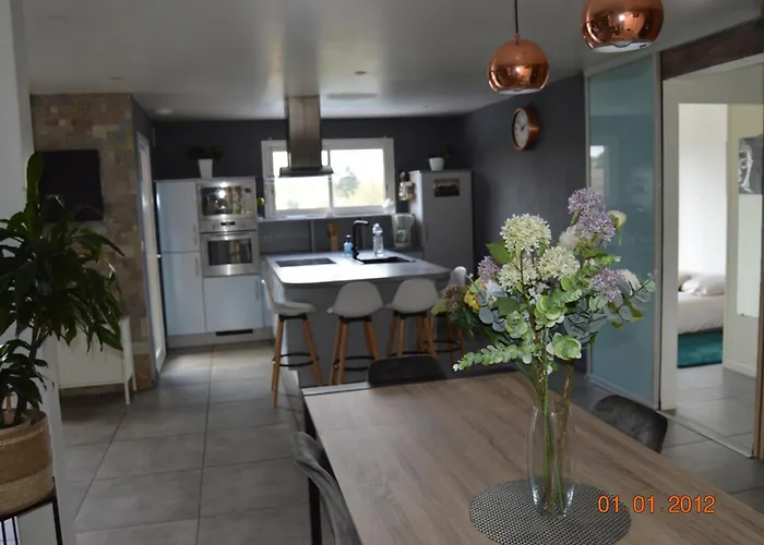 10 Min From Futuroscope, Contemporary Villa! Villa Saint-Cyr (Vienne)