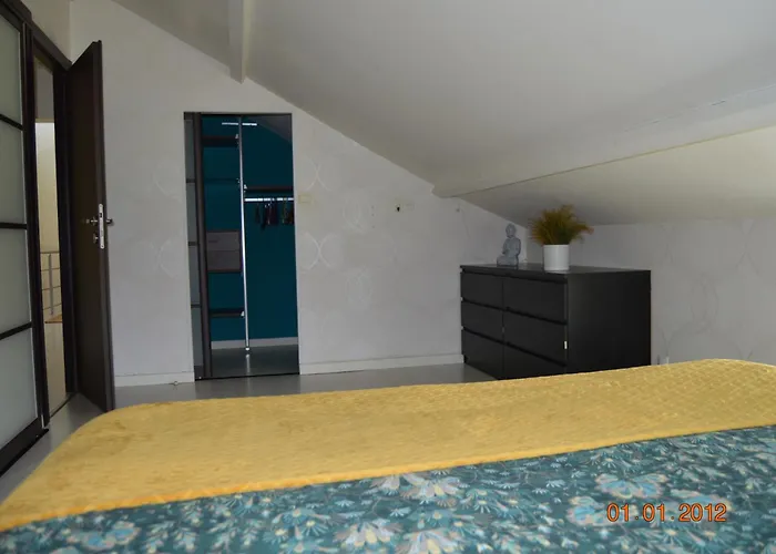 10 Min From Futuroscope, Contemporary Villa! *